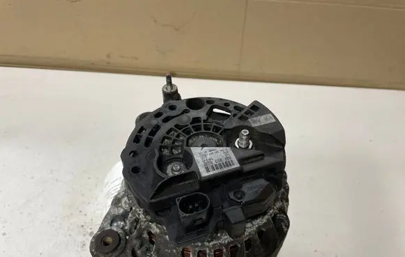 Audi A3 S3 8P Generator/alternator 06F903023F 0124525091