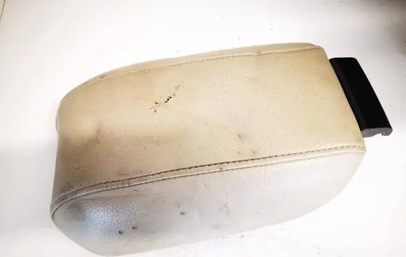 Volvo XC90 Armrest 