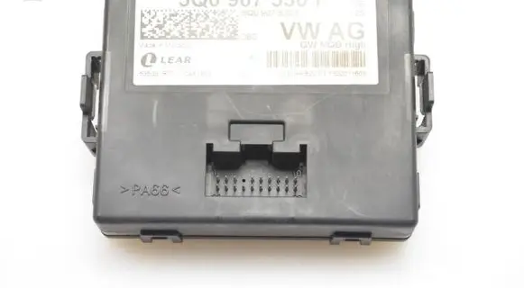 Volkswagen Golf VII Gateway control module 5Q0907530F