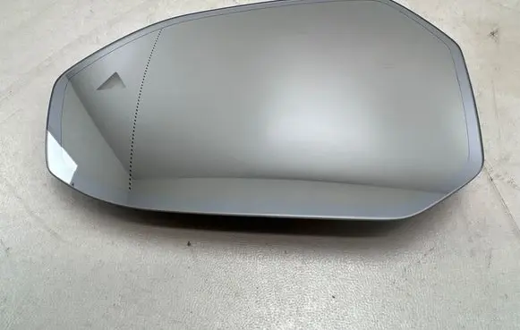 BMW 7 G70 Wing mirror glass 6005327