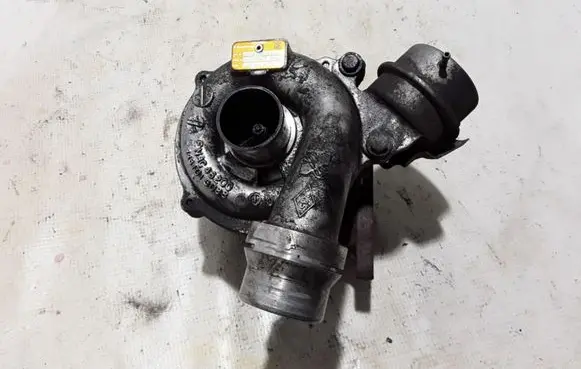 Renault Laguna III Turbo 82303720