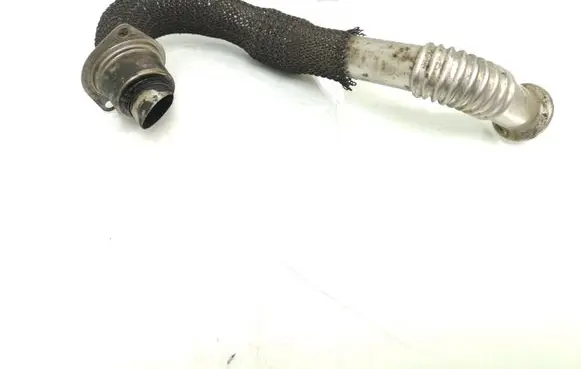 Ford Focus EGR valve line/pipe/hose 9646996980C