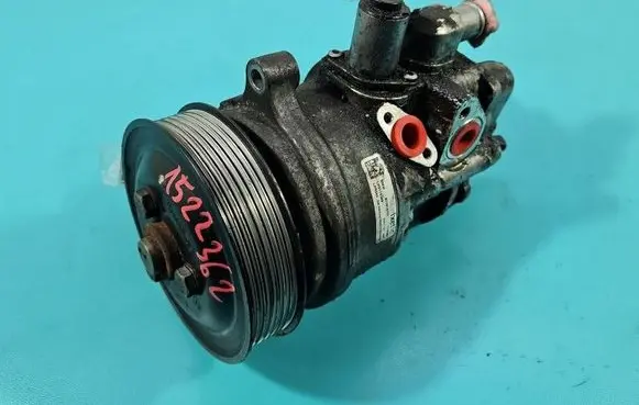 BMW 7 F01 F02 F03 F04 Power steering pump 7618701 IMPRK1522362