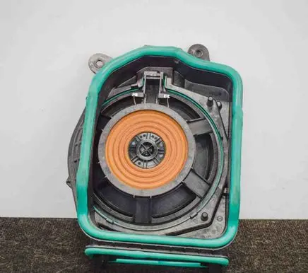 BMW 7 G11 G12 Subwoofer speaker 9354088