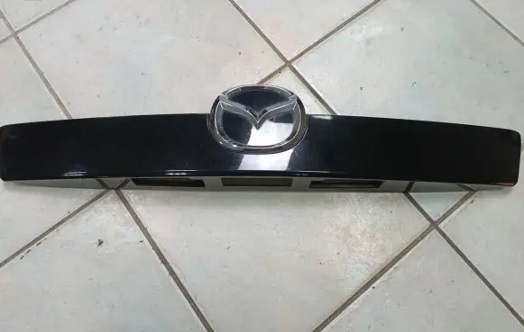 Mazda CX-9 Trunk door license plate light bar TD1150811