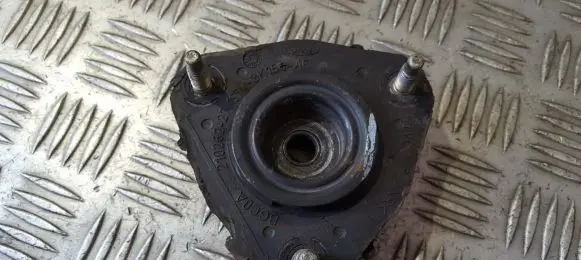 Coil spring mount