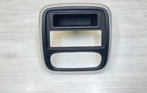 Renault Trafic III (X82) Glove box 684758924R