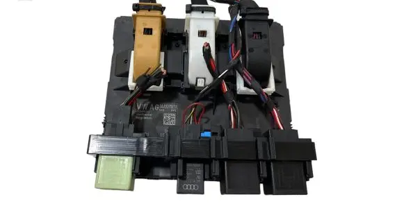 Volkswagen PASSAT B7 Comfort/convenience module 3AA937087A 3CMPQ47 S0452