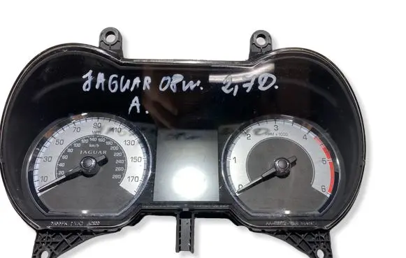 Jaguar XF Speedometer (instrument cluster) 