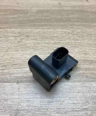 BMW X3 E83 Airbag deployment crash/impact sensor 6911003 0285003900