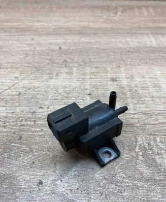 Lexus IS 220D-250-350 Turbo solenoid valve 258600R010