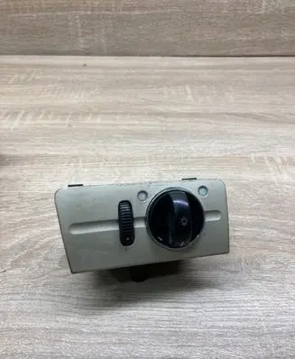 Mercedes-Benz E W211 Light switch 2115450304 04056022