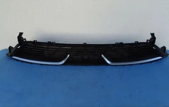 KIA Ceed Front bumper lower grill 86561J7KA0
