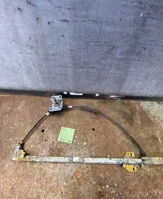 Volkswagen Transporter - Caravelle T4 Front door manual window regulator 