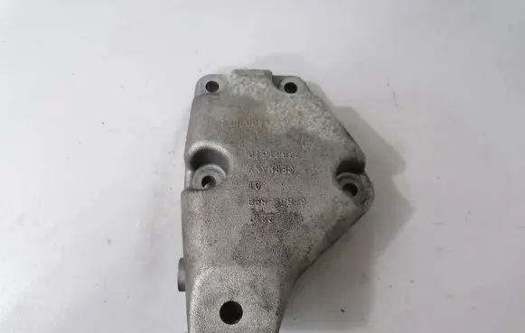 BMW 5 F10 F11 Engine mounting bracket 6859899