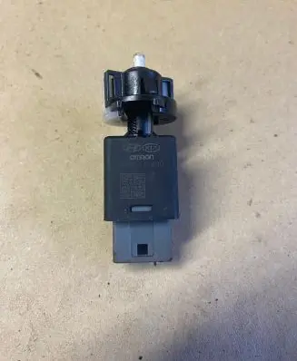 KIA Carens III Brake pedal sensor switch 938133S800