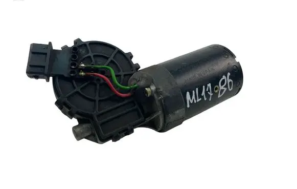 Peugeot 206 Wiper motor 0390241360