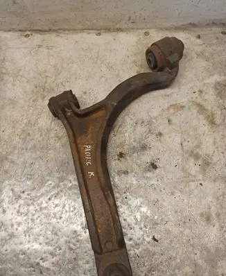 Chrysler Pacifica Front lower control arm/wishbone