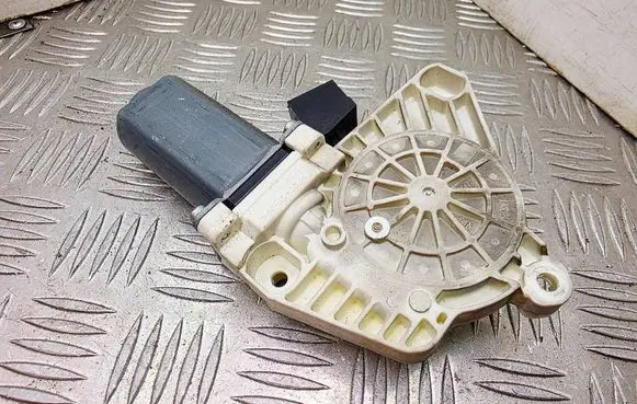 Mercedes-Benz S W221 Front door window regulator motor A2218202742