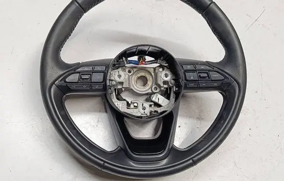 Toyota Yaris XP210 Steering wheel AWF6AW5F987