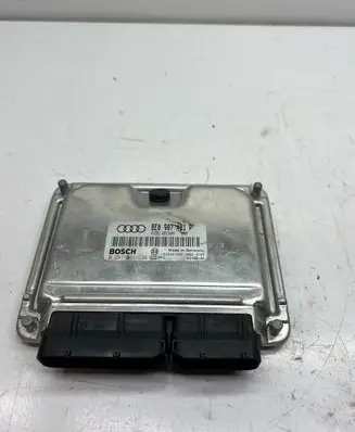 Audi A6 S6 C5 4B Engine control unit/module 8E0907401P