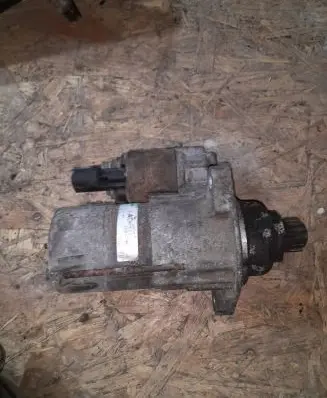 Volkswagen PASSAT B6 Starter motor