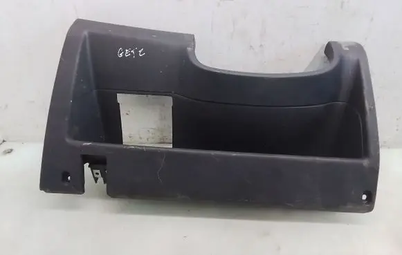 Hyundai Getz Dashboard lower bottom trim panel 