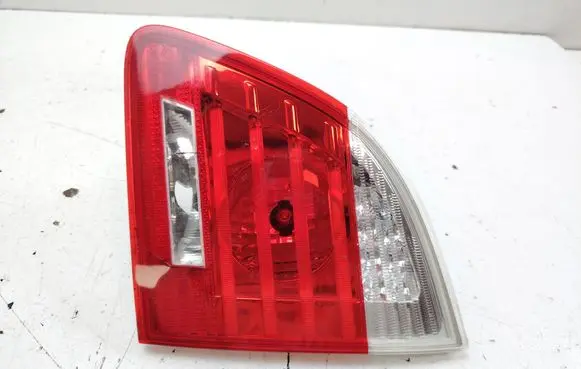 BMW 5 E60 E61 Tailgate rear/tail lights 717769807