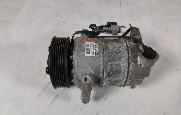 Renault Megane IV Air conditioning (A/C) compressor (pump) 926001268R PXC14 0966812604