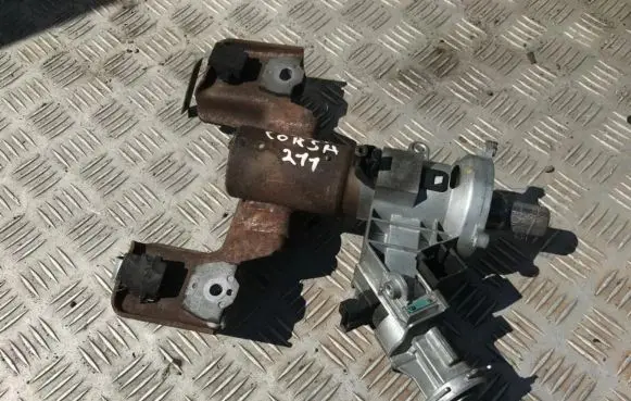 Opel Corsa D Steering wheel axle