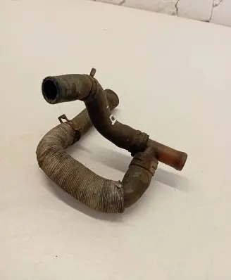 Volkswagen Transporter - Caravelle T4 Engine coolant pipe/hose 701819876