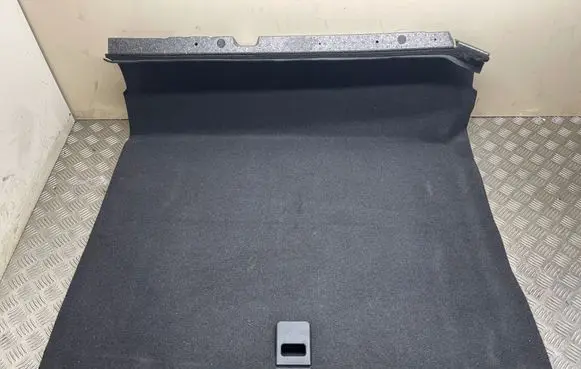 Trunk/boot floor carpet liner