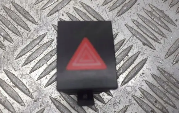 Volkswagen Polo IV 9N3 Hazard warning light relay 6Q0953235A