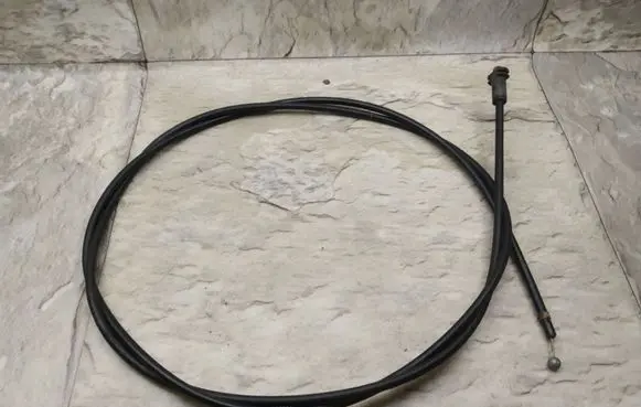 Volkswagen Golf IV Engine bonnet/hood lock release cable 1J1823531C