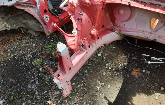 Suzuki Swift III Front side member 5860052R00000 5860052R00