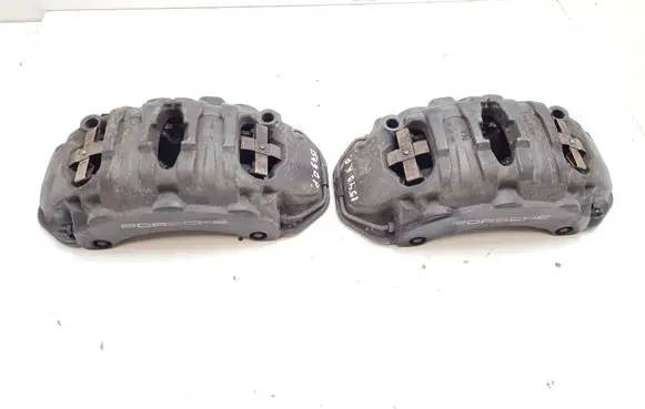 Porsche Cayenne (92A) Front brake caliper 7PP615123