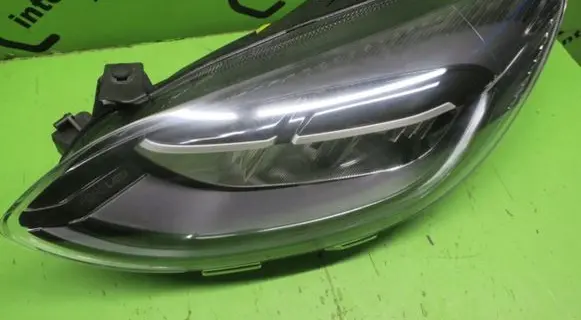 Ford Fiesta Headlight/headlamp
