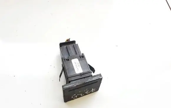 Volkswagen Touareg I Parking (PDC) sensor switch 7l6919281