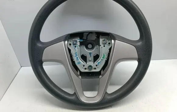 Hyundai i20 (PB PBT) Steering wheel 561131J700