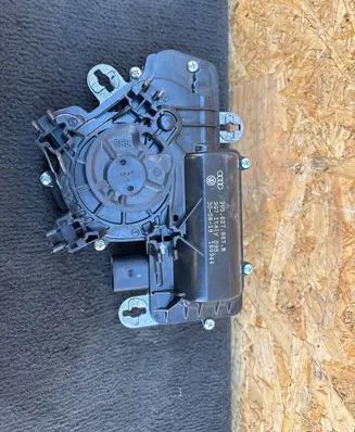 Audi e-tron Tailgate/trunk/boot lift motor 3V5827887B 180944