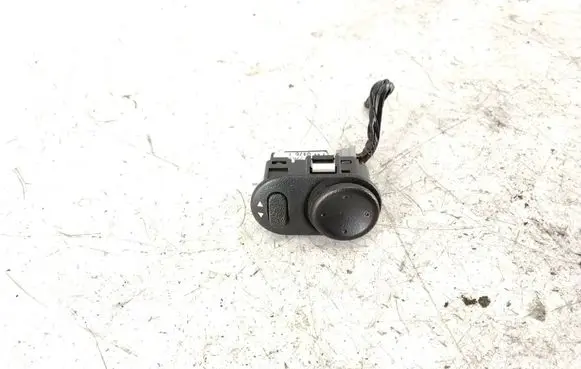 Opel Meriva A Wing mirror switch 09226861 0476T