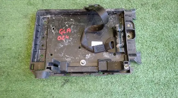 Mercedes-Benz GLA H247 Battery tray AA111769