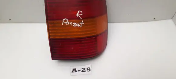 Volkswagen PASSAT B4 Rear/tail lights 3A9945257