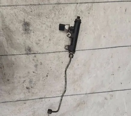 Fuel main line pipe