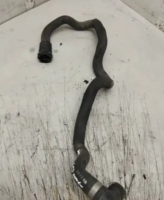 Volvo V70 Air intake hose/pipe