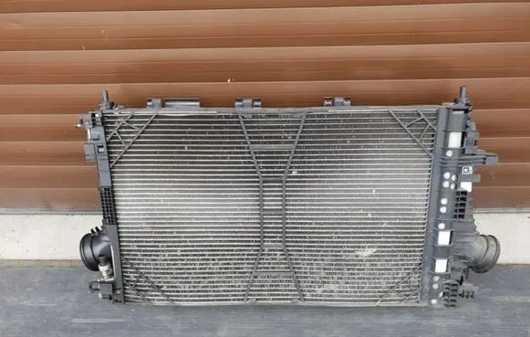 Opel Insignia A Intercooler radiator 13241751