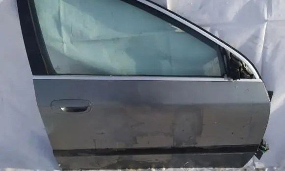 Peugeot 607 Front door pilka