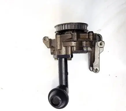 Volkswagen Golf VI Oil pump 03l115263