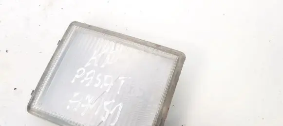 Volkswagen PASSAT B4 Front reflector 125078b 12-5078