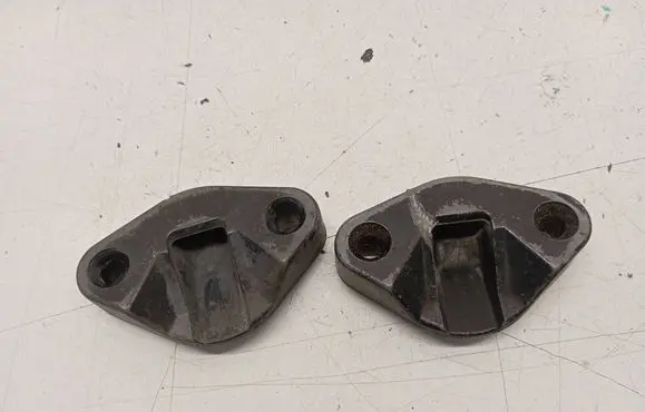 Volkswagen Multivan T4 Sliding door lock loop/hook striker 701843667